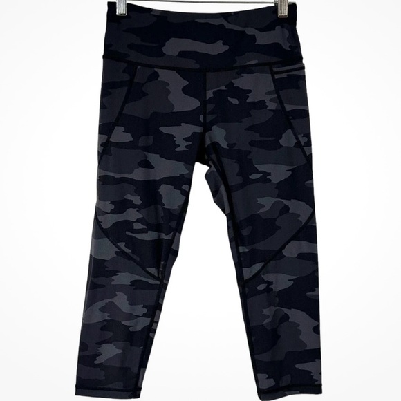 Sweaty Betty Black Camo Leggings - Picture 1 of 3